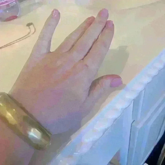 Stella and Dot gold hammered bracelet. Hinged and opens. Never worn. - Picture 2 of 4